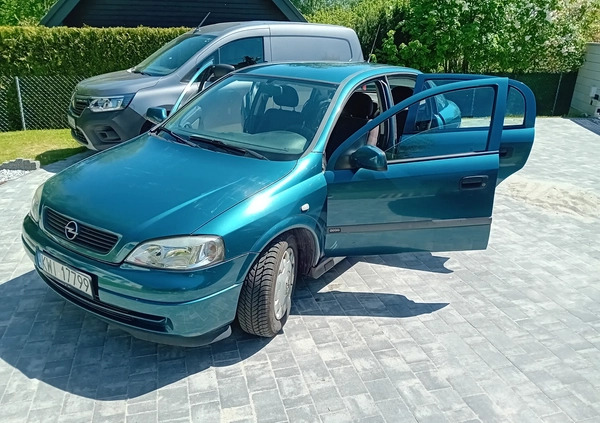 Opel Astra cena 3190 przebieg: 211884, rok produkcji 2001 z Wieliczka małe 326